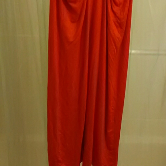 NEWRed tank top dress with sparkles around the top - Picture 4 of 4